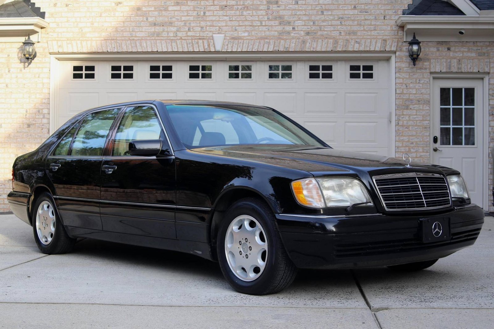 ne-Ng 1996 Mercedes-Benz S320 - Image 1