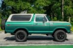 1995 Ford Bronco XLT - Image 4