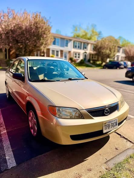 670494343_122165127632928911_3791894952575165710_n 2001 Mazda - Image 1